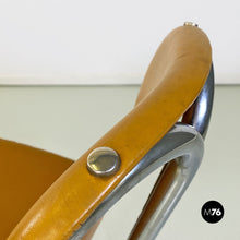 将图片加载到图库查看器，Brown leather and steel chairs, 1960s
