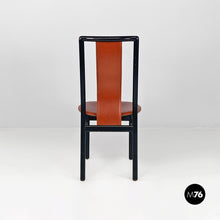 将图片加载到图库查看器，Brown leather and black wood chairs, 1970s
