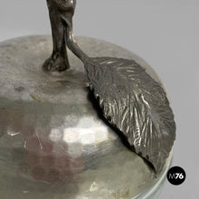 画像をギャラリービューアに読み込む, Container in metal and glass, 1950s
