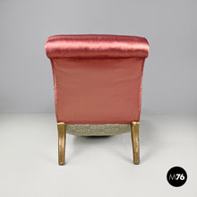 Load image into Gallery viewer, Chaise longue in pink satin and golden wood, 1800s
