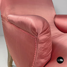 Load image into Gallery viewer, Chaise longue in pink satin and golden wood, 1800s
