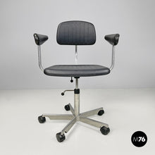 将图片加载到图库查看器，Black rubber and metal swivel office chairs by Fritz Hansen, 1980s
