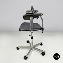 将图片加载到图库查看器，Black rubber and metal swivel office chairs by Fritz Hansen, 1980s
