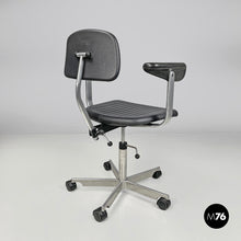 将图片加载到图库查看器，Black rubber and metal swivel office chairs by Fritz Hansen, 1980s
