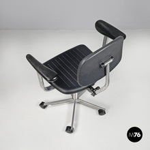 将图片加载到图库查看器，Black rubber and metal swivel office chairs by Fritz Hansen, 1980s
