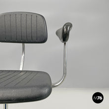 将图片加载到图库查看器，Black rubber and metal swivel office chairs by Fritz Hansen, 1980s
