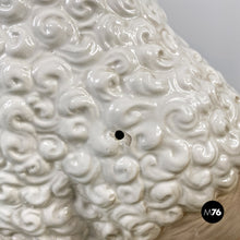 画像をギャラリービューアに読み込む, Ceramic poodle sculpture by Ronzan, 1970s
