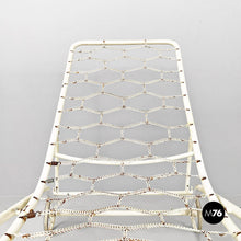 将图片加载到图库查看器，White iron garden deck-chair or chaise longue, 1960s
