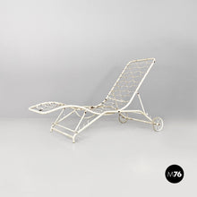 将图片加载到图库查看器，White iron garden deck-chair or chaise longue, 1960s
