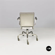 将图片加载到图库查看器，Brushed aluminum Hudson chairs by Philippe Starck for Emeco, 2000s
