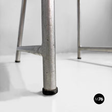 画像をギャラリービューアに読み込む, Metal and faux leather chairs by Maltoni Carlo Arredi Metallici, 1930s
