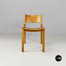 将图片加载到图库查看器，Solid oak wood chairs, 1960s
