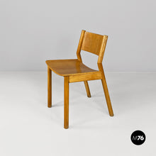 将图片加载到图库查看器，Solid oak wood chairs, 1960s
