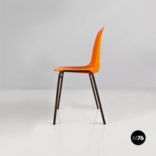 将图片加载到图库查看器，Stackable orange plastic chairs, 1960s
