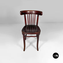 将图片加载到图库查看器，Chairs by Thonet, 1930s
