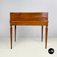 Carica l&#39;immagine nel visualizzatore di Gallery, Wooden desk with shutter, 1700s
