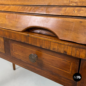 Wooden desk with shutter, 1700s