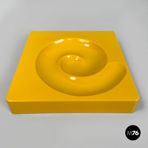 Yellow and black plastic Spiros ashtray by Eleonore Peduzzi Riva for Artemide, 1970s