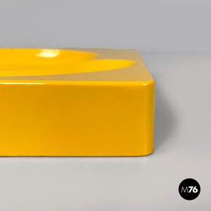 Yellow and black plastic Spiros ashtray by Eleonore Peduzzi Riva for Artemide, 1970s