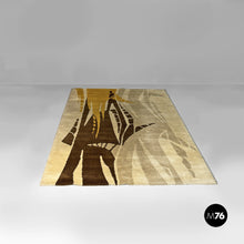 Load image into Gallery viewer, Medium-pile rug in beige and brown, 1970s

