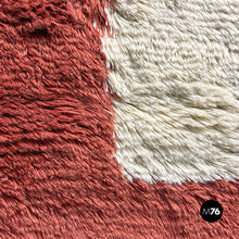 Carica l'immagine nel visualizzatore di Gallery, Medium-pile rug in beige, red and brown, 1970s
