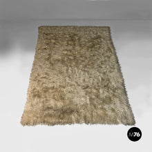 将图片加载到图库查看器，Long-pile rug in cream white, 1970s
