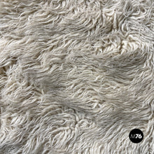 将图片加载到图库查看器，Long-pile rug in cream white, 1970s

