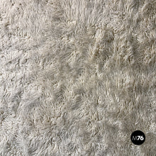将图片加载到图库查看器，Long-pile rug in cream white, 1970s
