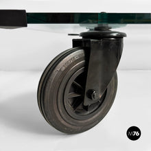 Carica l&#39;immagine nel visualizzatore di Gallery, Tavolo con ruote by Gae Aulenti for Fontana Arte, 1980s
