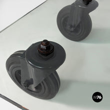 Carica l&#39;immagine nel visualizzatore di Gallery, Tavolo con ruote by Gae Aulenti for Fontana Arte, 1980s
