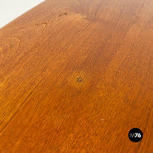 Load image into Gallery viewer, Danish, teak Surfboard coffee table by Hovmand-Olsen for Mogens Kold, 1960s.
