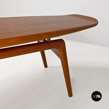 画像をギャラリービューアに読み込む, Danish, teak Surfboard coffee table by Hovmand-Olsen for Mogens Kold, 1960s.
