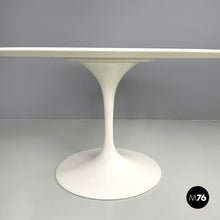 Charger l&#39;image dans la galerie, White round dining table Tulip by Eero Saarinen for Knoll, 2007
