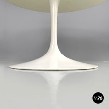 Charger l&#39;image dans la galerie, White round dining table Tulip by Eero Saarinen for Knoll, 2007
