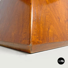 Load image into Gallery viewer, Round extensible wooden dining table Chelsea by Vittorio Introini for Saporiti, 1970s
