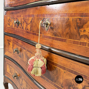 Baroque chests of drawers in wood, 1730-1740s