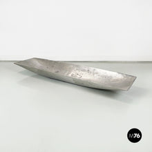 Carica l&#39;immagine nel visualizzatore di Gallery, Rectangular rounded centerpiece in metal from Maoli, 2000s

