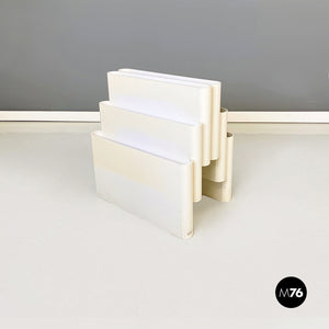 Magazine rack mod. 4675 by Giotto Stoppino for Kartell, 1970s