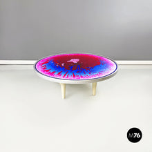 将图片加载到图库查看器，Coffee table with tie dye effect, 1970s
