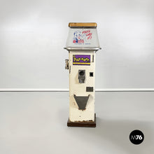 Carica l&#39;immagine nel visualizzatore di Gallery, Floor electric popcorn machine, 1960s
