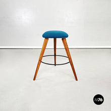 将图片加载到图库查看器，Stools in wood, iron and blue fabric, 1960s
