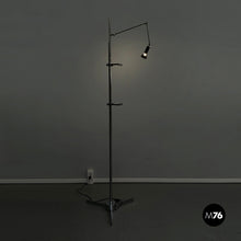 Carica l&#39;immagine nel visualizzatore di Gallery, Metal easel lamp by Angelo Lelii for Arredoluce, 1960s
