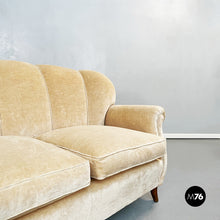 Charger l&#39;image dans la galerie, Sofa in beige fabric, 1960s
