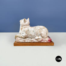 Load image into Gallery viewer, Statue of cat in terracotta by M. Moretto, 1980s
