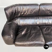 Load image into Gallery viewer, 3-seater sofa Bull by Gianfranco Frattini for Cassina, 1980s
