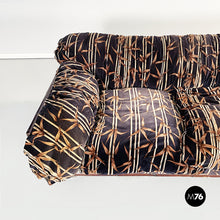 Charger l&#39;image dans la galerie, Sofa in bamboo and fabric, 1980s
