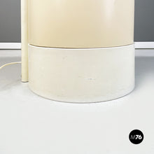 Load image into Gallery viewer, Floor lamp mod. Flu by Giuliana Gramigna for Quattrifolio, 1970s
