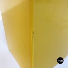 Carica l&#39;immagine nel visualizzatore di Gallery, Mustard sheet metal table lamp, 1970s
