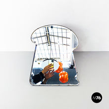 将图片加载到图库查看器，Table mirror by Luigi Fontana &amp;C, 1950s
