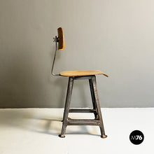 将图片加载到图库查看器，Industrial wood and metal chair, 1930s
